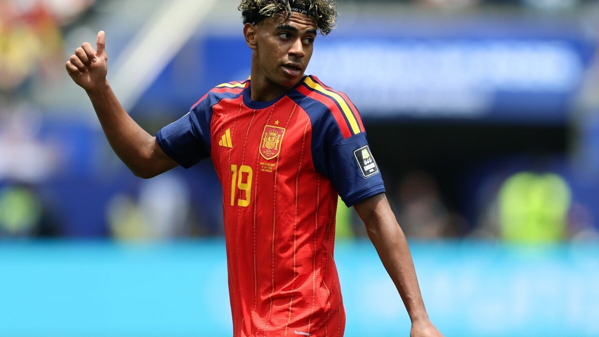 España y Argentina enfrentan la final con diferencias millonarias en sus plantel
