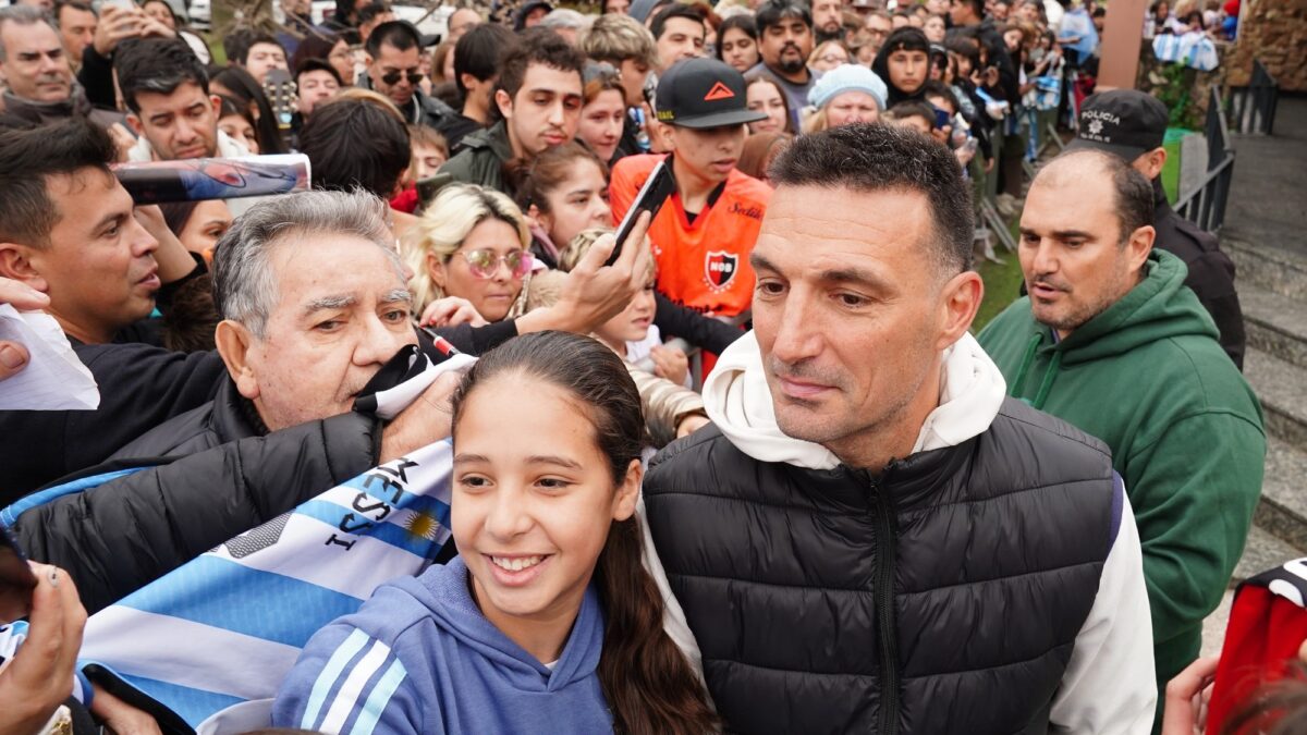 AFA lanza video emocional para convencer a Scaloni de seguir