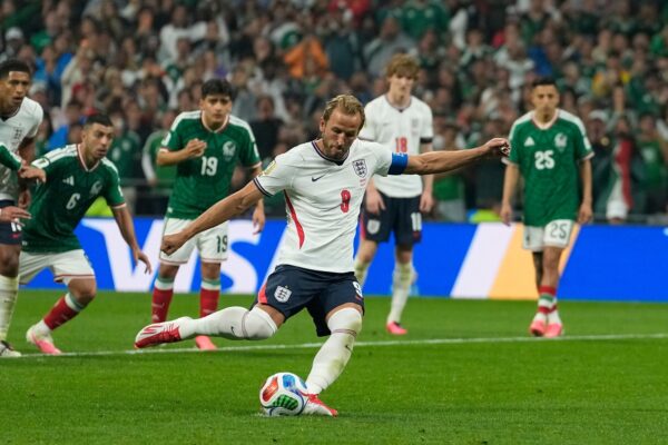 Kane lidera la ofensiva inglesa con goles y liderazgo.