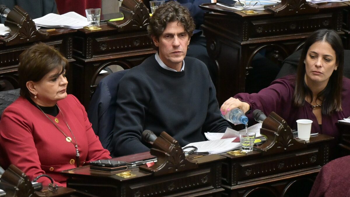 Radicales exigen a UCR que deje de alianzarse con el oficialismo