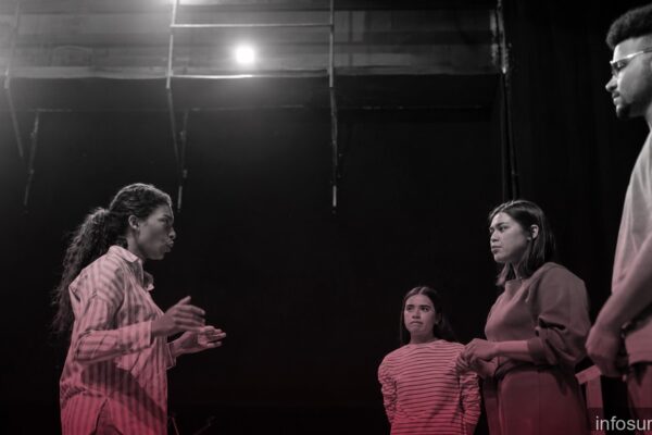 La UNLa organiza un encuentro artístico en Lanús con teatro, música y feria comunitaria