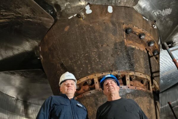 Salto Grande reemplazará 14 turbinas soviéticas en operación millonaria