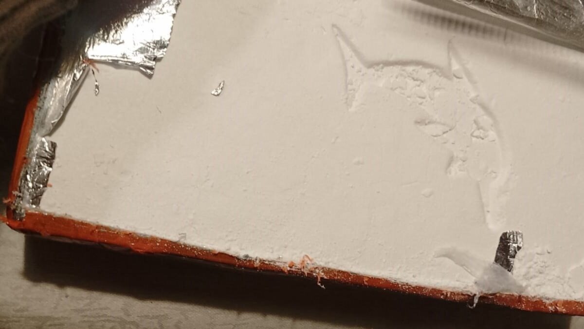 143 kg de cocaína escondidos en camión: tres detenidos en operativo contra red de distribución