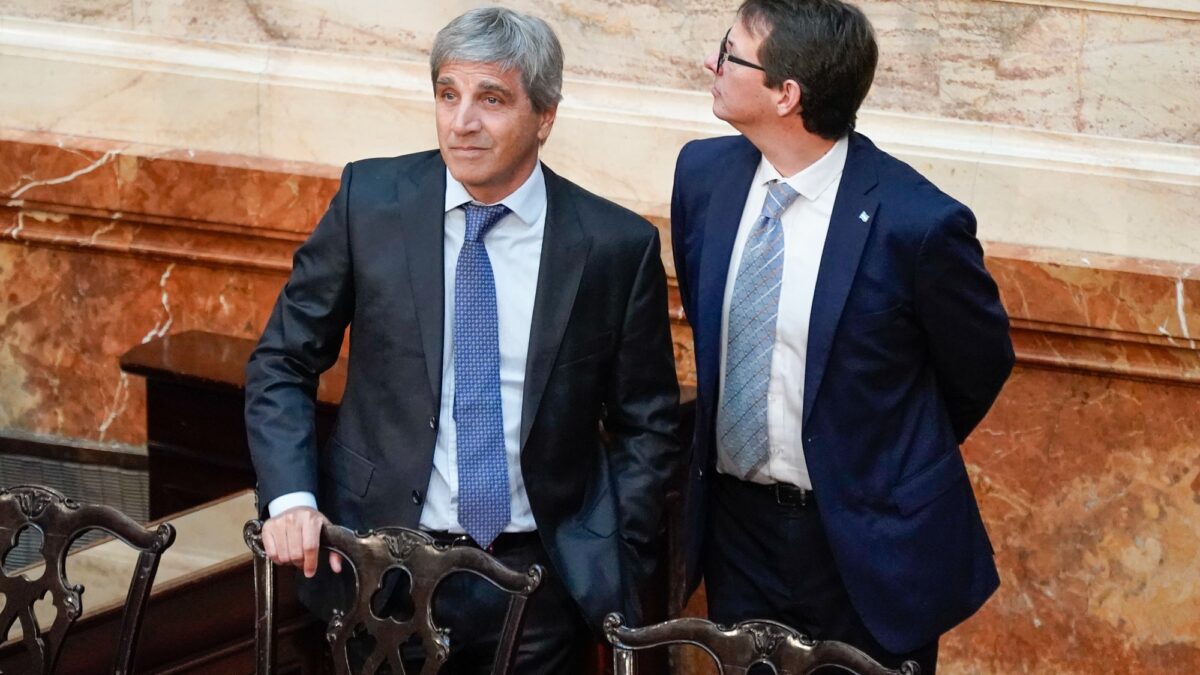 Gobierno proyecta estabilización económica con inflación a la baja y mayor crecimiento