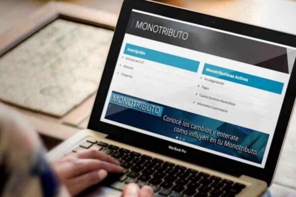Se necesitan 34 monotributistas para financiar una jubilación promedio