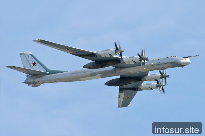 Ucrania destruye bombardero ruso a 800 km. Rusia ya no lo fabrica