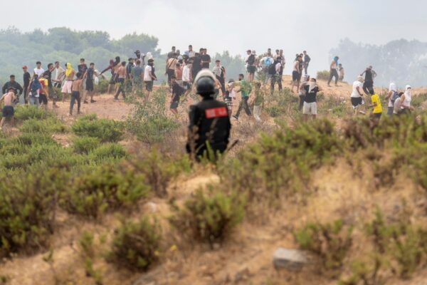 Invasión en Ceuta: 43 ahogados y crisis migratoria