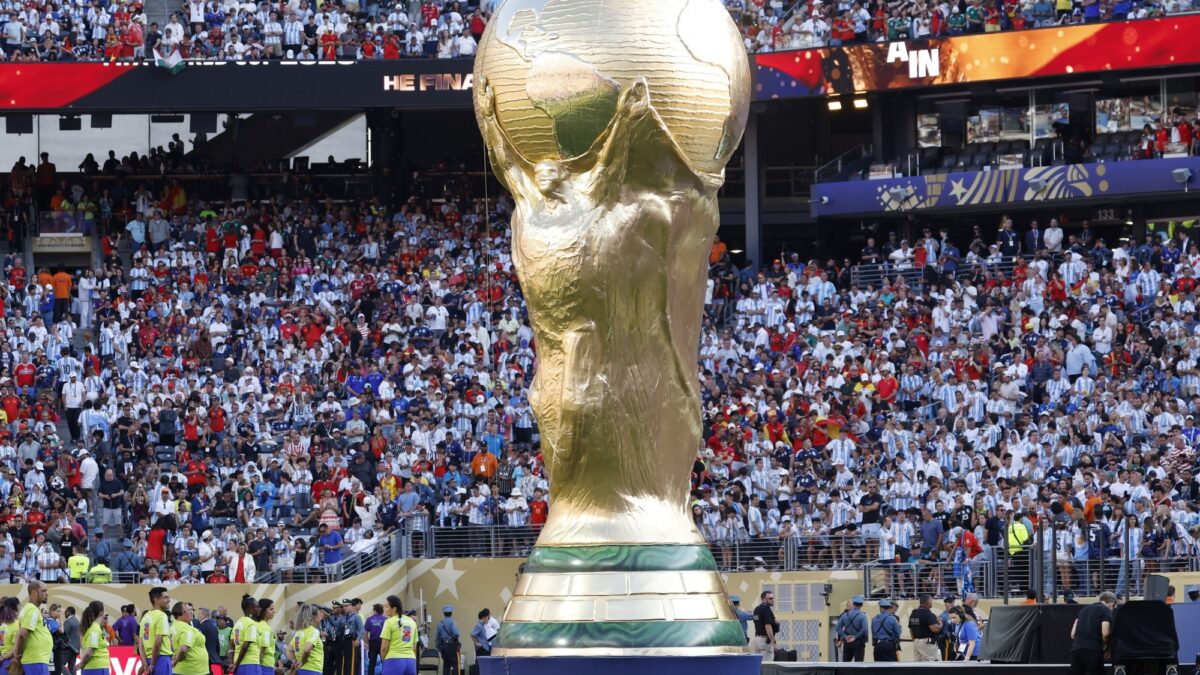Cinco argentinos en lista del once ideal del Mundial 2026; se abre voto al público