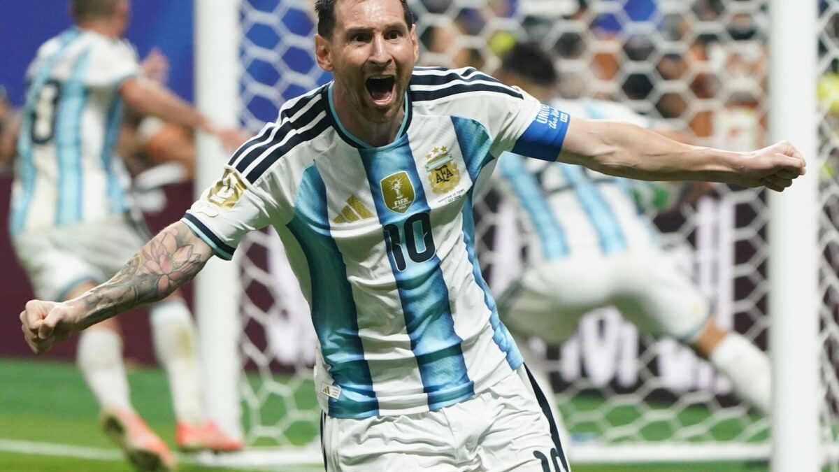 Un periodista español denuncia una campaña anti-Messi tras el triunfo de la Argentina