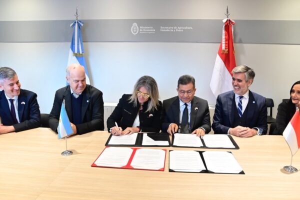 Argentina abrió la exportación de carne bovina y lácteos a Indonesia