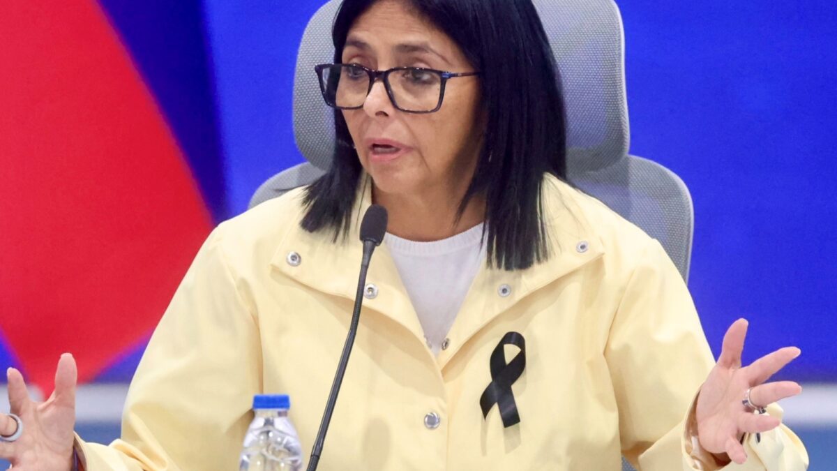 Estados Unidos pide inmunidad a Delcy Rodríguez en juicio por crímenes del chavismo