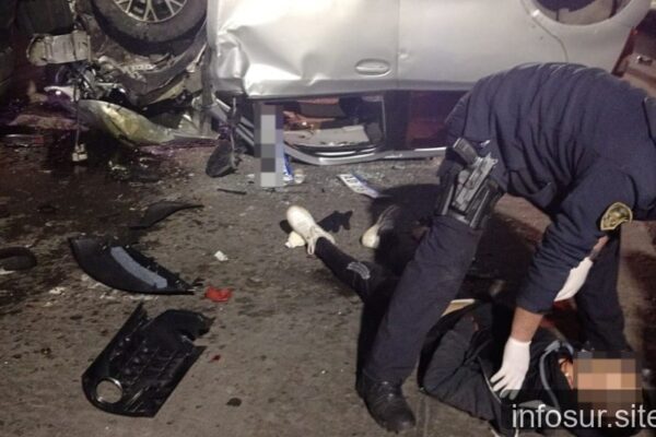 Robo, persecución, choque y vuelco en Lomas de Zamora