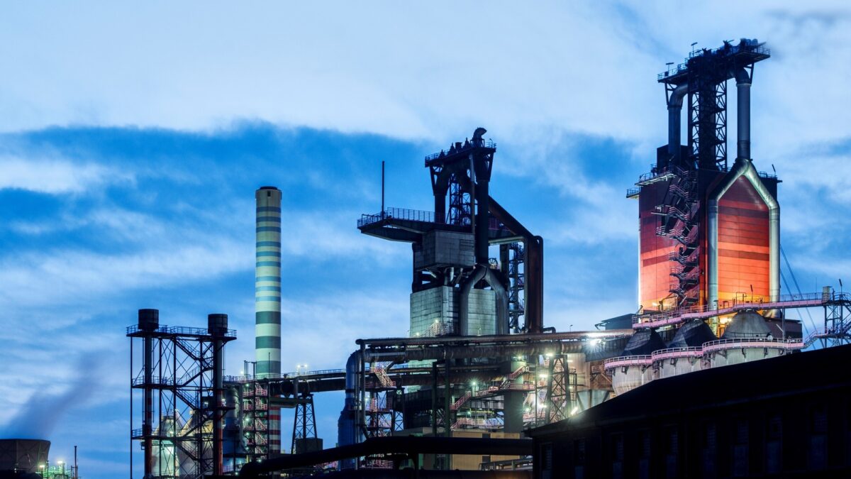 Thyssenkrupp, gigante alemán, busca posicionarse en Argentina en fertilizantes y submarinos