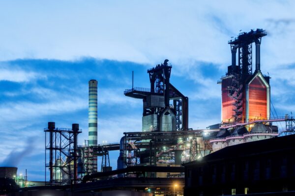 Thyssenkrupp, gigante alemán, busca posicionarse en Argentina en fertilizantes y submarinos