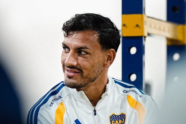 Paredes regresó a Boca: su recuperación avanza y podría jugar en la Bombonera