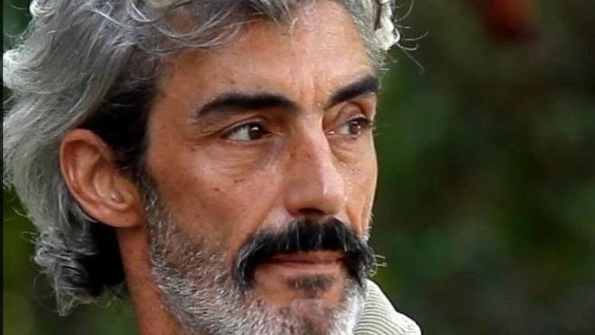 Miki Molina abandona la fama para vivir en un pueblo de 6 habitantes y dedicarse al campo