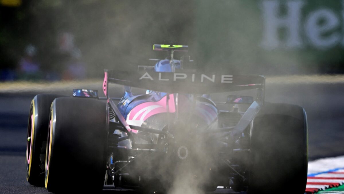 Franco Colapinto sufrió un choque en la última curva durante su única práctica en el GP de Hungría