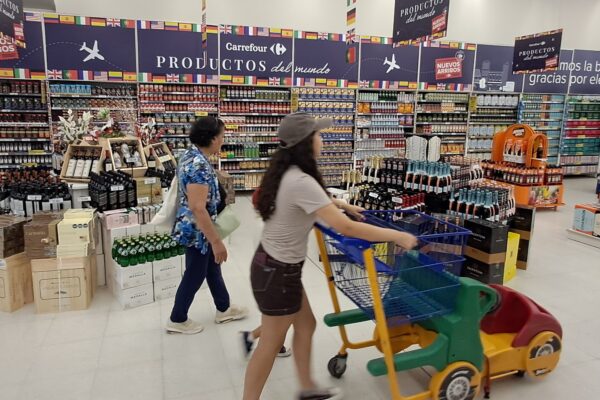 Mundial impulsó ventas de TV, pero consumo sigue en retroceso