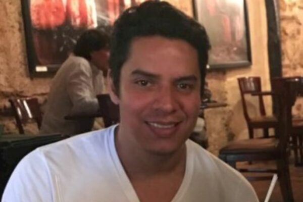 Pelucas y tatuaje: la detenida por el crimen de un empresario amigo de Menem