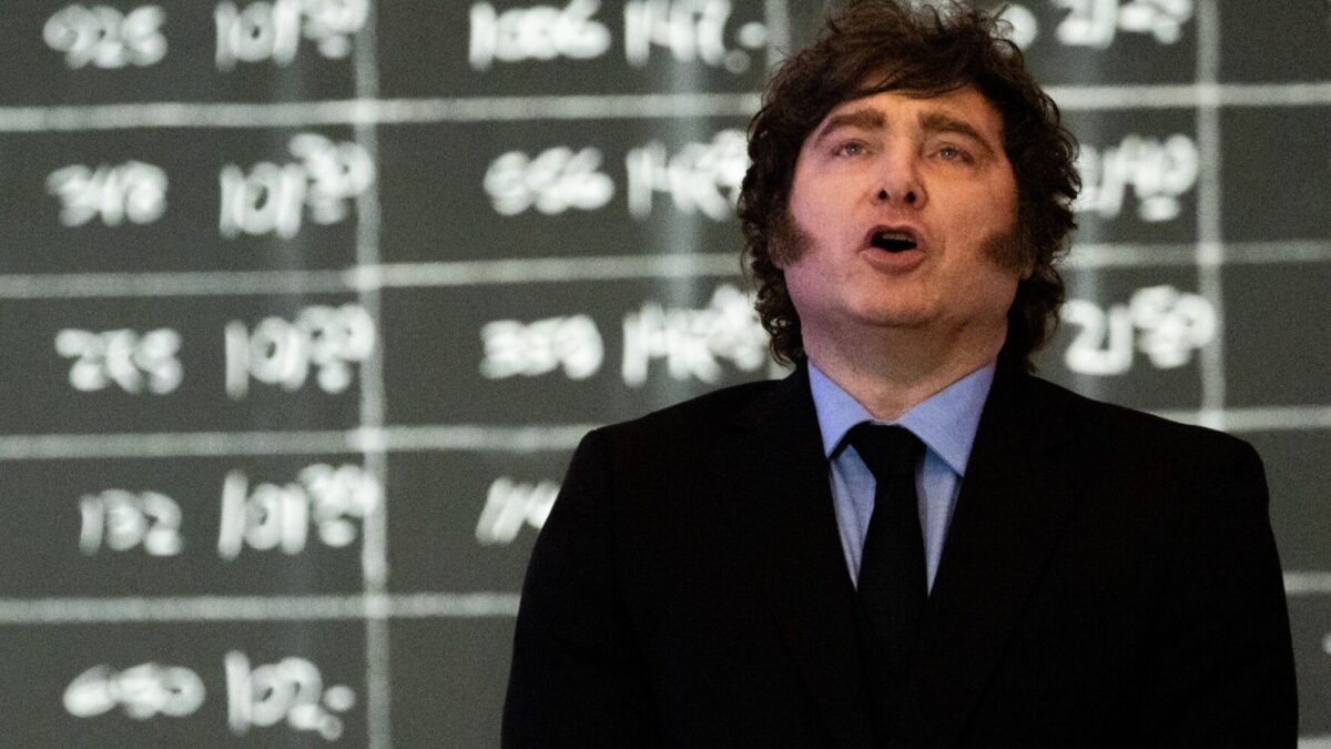 Milei se anuncia candidato a reelección en la Bolsa de Comercio