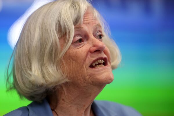 Asesinato de la exministra británica Ann Widdecombe genera estupor en el Reino Unido