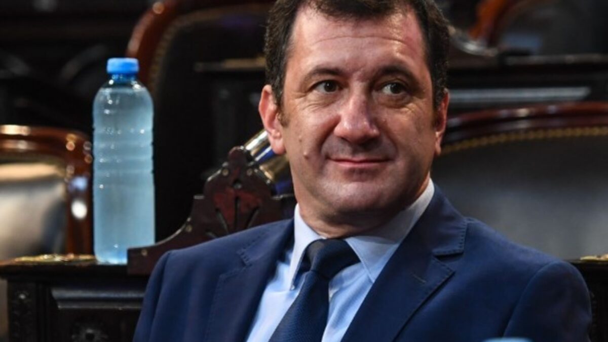 Kueider fue condenado a dos años en prisión por intentar introducir 211 mil dólares sin declarar
