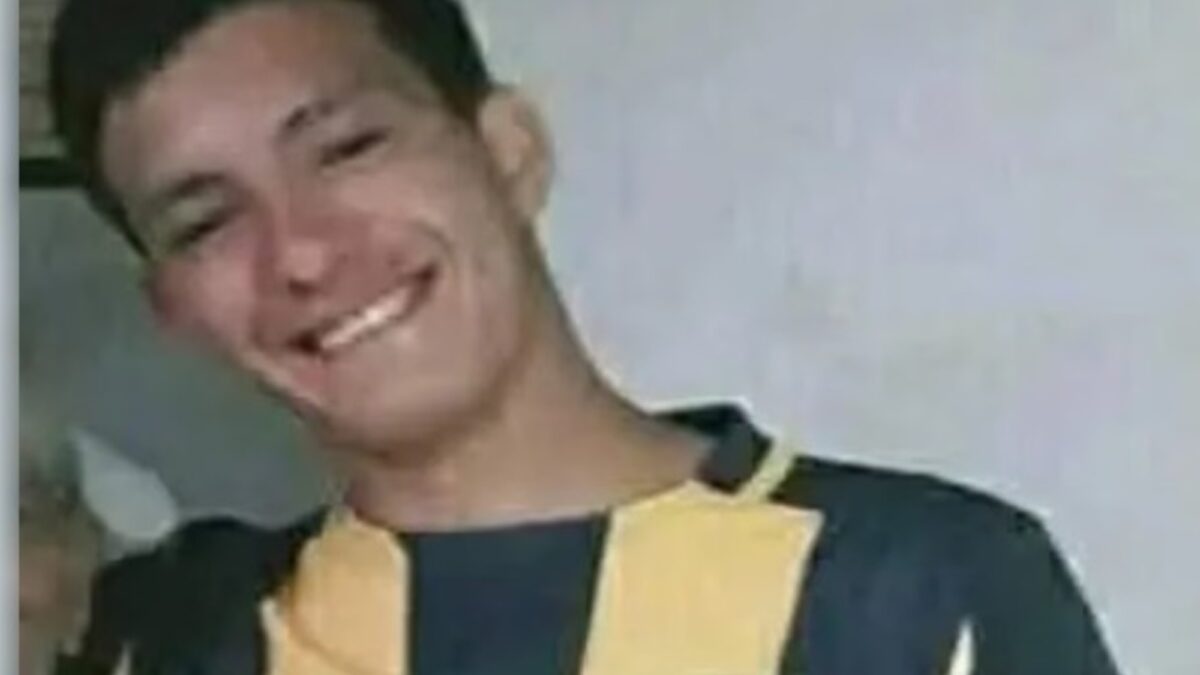 Padre e hijo ex policías imputados por la muerte de un joven en Rosario
