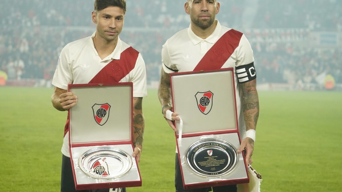 River armó fiesta por la Selección y insultó a Tapia en el Monumental