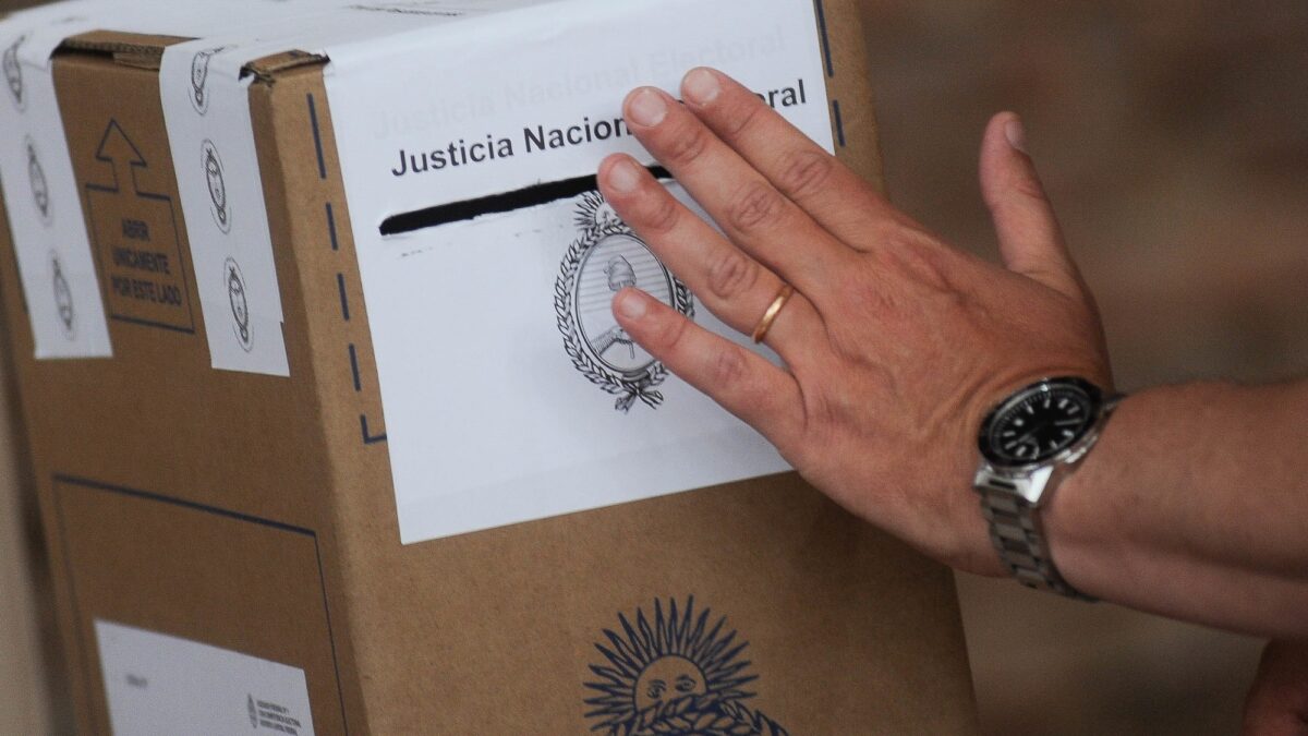 Milei impulsa reforma electoral para 2027, enfrenta resistencia en el Senado