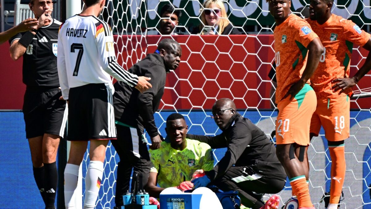 Inglaterra prueba regla para frenar lesiones fingidas por arqueros