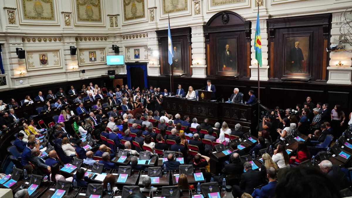 La Libertad Avanza propone eliminar una ley para una oficina en Miami vinculada a inversiones en Buenos Aires