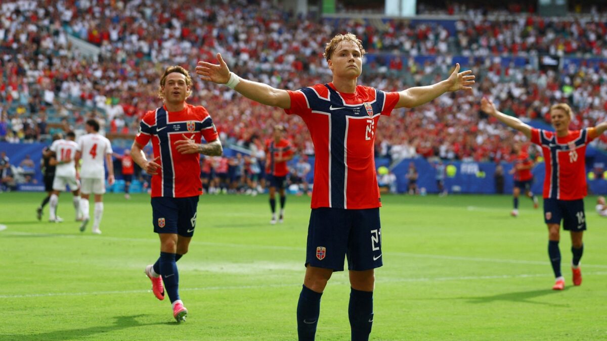 Andreas Schjelderup, el golazo que lo elevó y la polémica que lo marcó