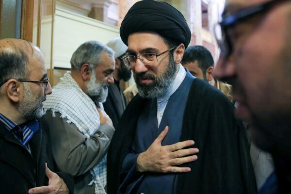Khamenei anuncia venganza contra EE.UU. tras amenaza de Trump