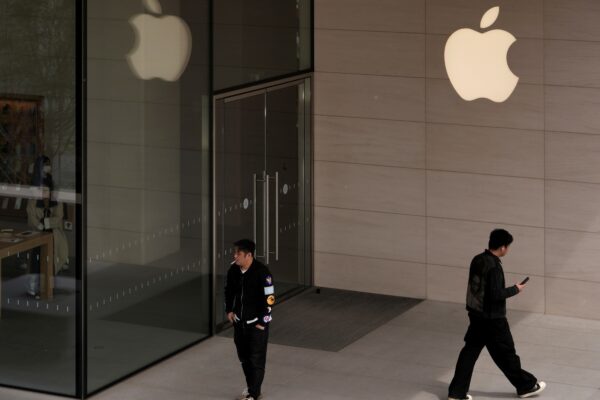 Apple demanda a OpenAI por supuesto robo de secretos tecnológicos
