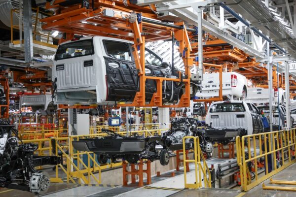 Ford reduce producción en General Pacheco tras caída de exportaciones