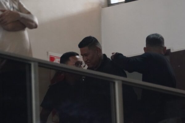 El custodio de Maradona reitera su angustia en nuevo debate