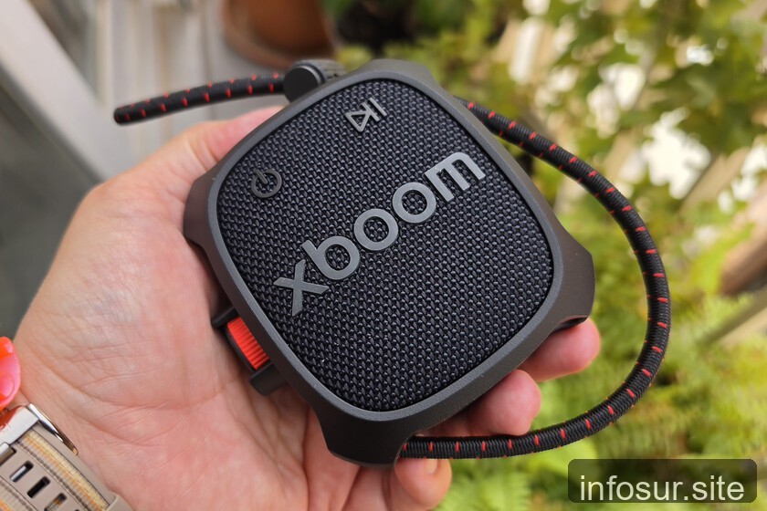 Altavoz LG xboom Rock: compacto, resistente y para el verano