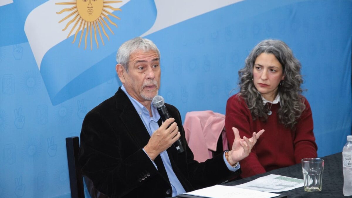 Ferraresi defiende el peronismo como alternativa al modelo actual