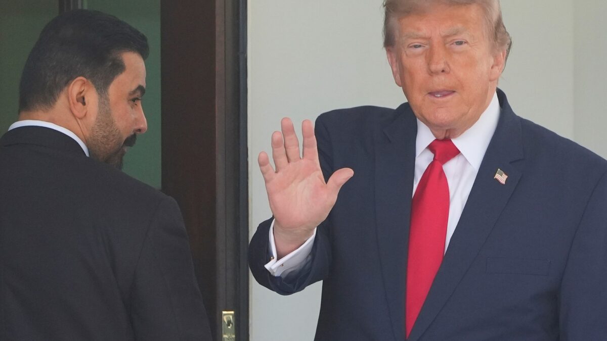 Trump anuncia cancelación del peaje en el Estrecho de Ormuz