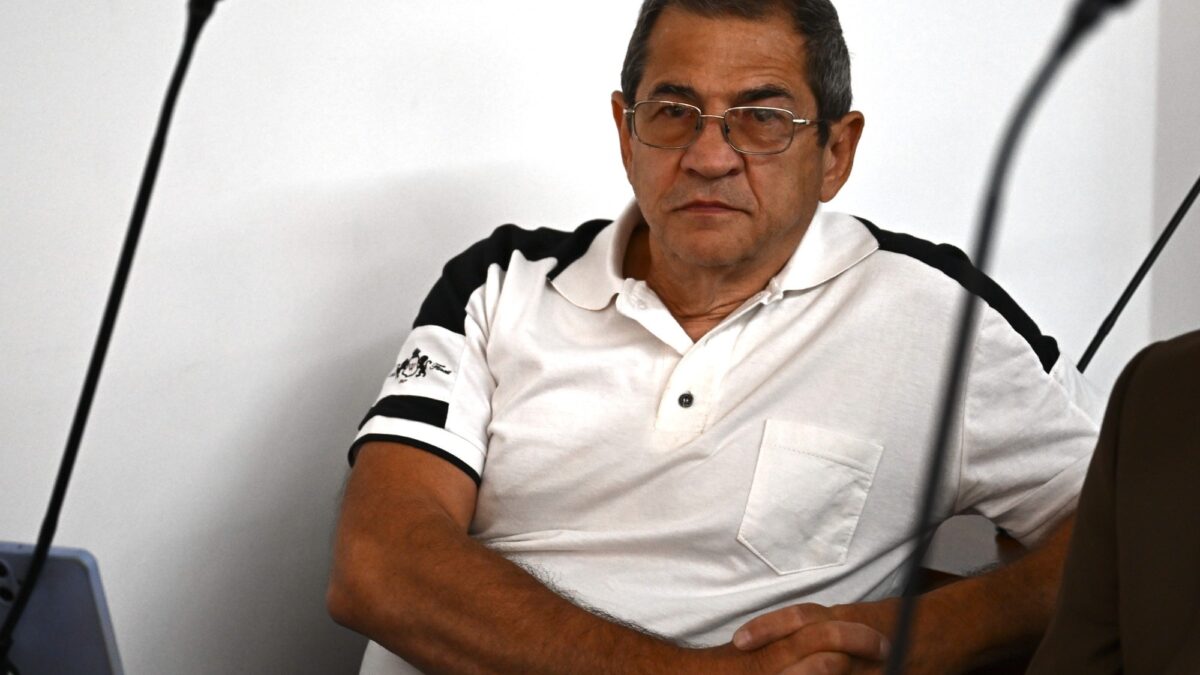 Fiscalía inicia alegatos en juicio contra Schoklender, De Vido y López