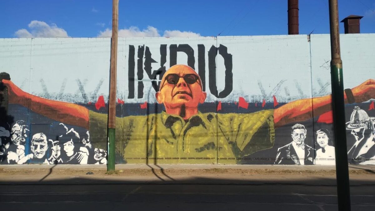 Presentaron mural de 530 metros cuadrados en homenaje al Indio Solari