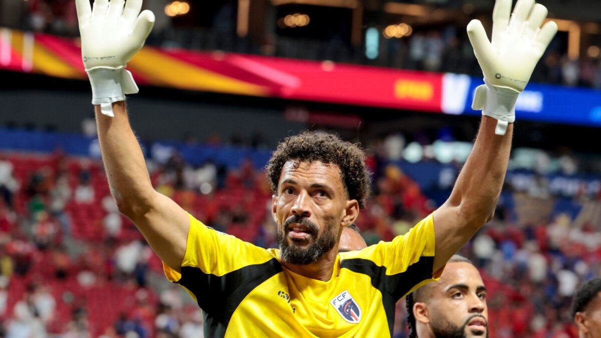 Vozinha, arquero revelación del Mundial, jugará en Colo-Colo tras ser vinculado con Inter Miami