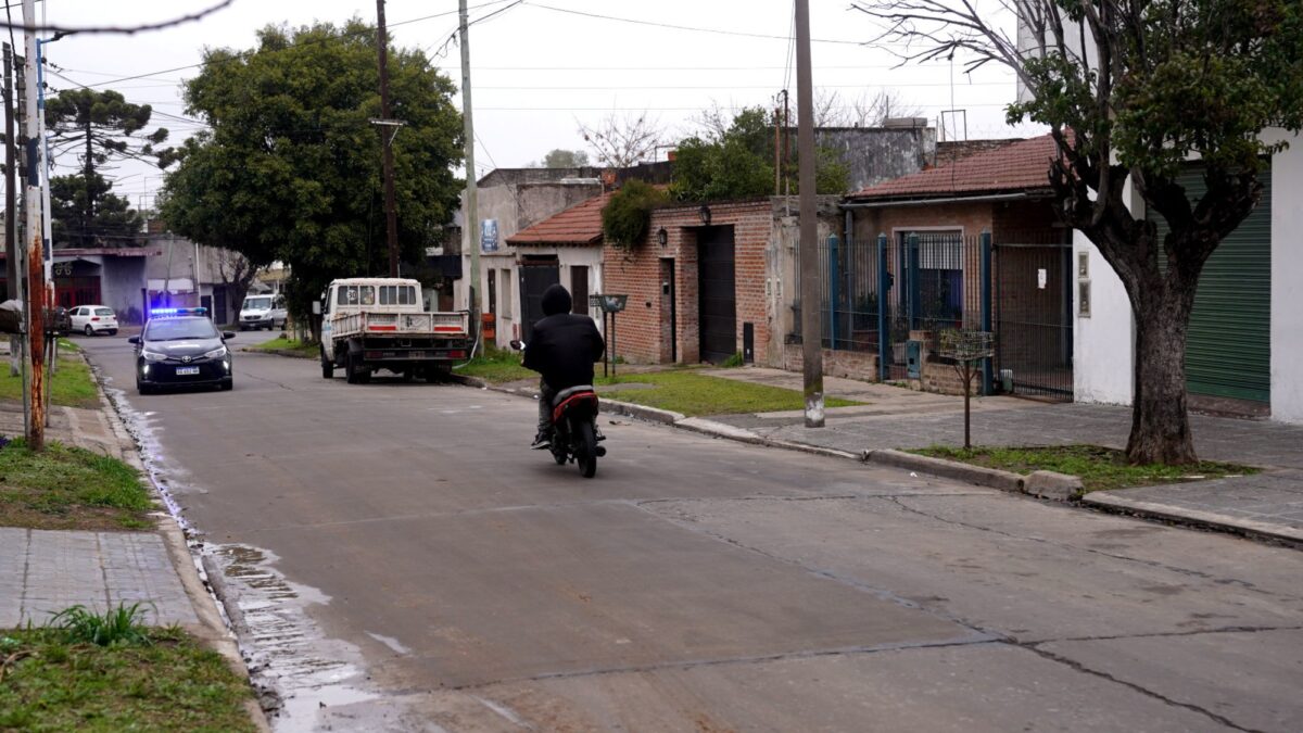 Policía asesinado en Loma Hermosa: Tiros en la calle marcan nueva normalidad