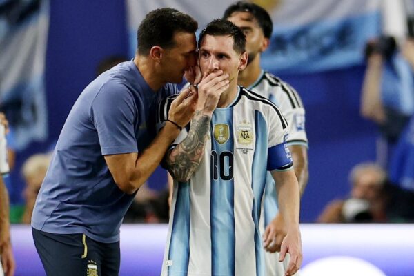 Argentina superó 3-2 a Cabo Verde en cuartos del Mundial