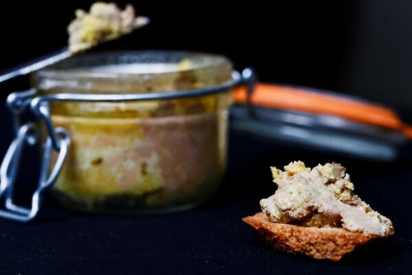 Brasil prohibió el foie gras y desató la furia de Francia por uno de sus símbolos gastronómicos