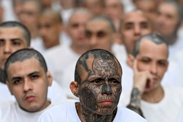 Juicio masivo a líderes de MS-13 en El Salvador termina tras tres meses de audiencias