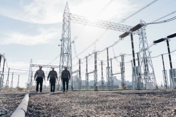 YPF Luz busca cotizar en Wall Street con oferta pública de acciones