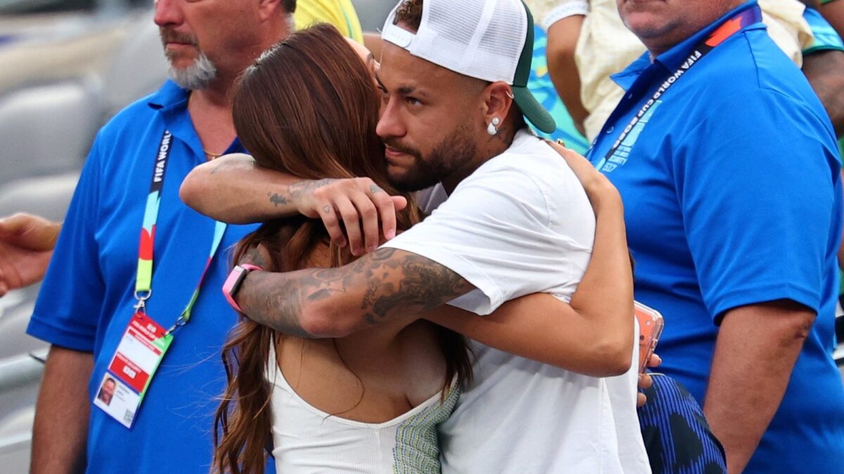 Neymar, entre rumores de retiro y el peso de las críticas brasileñas