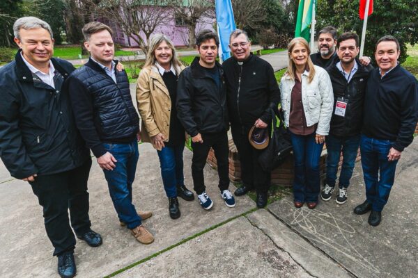 Kicillof y la Iglesia reúnen a jueces, sindicalistas y intendentes en jornada crítica al escenario político