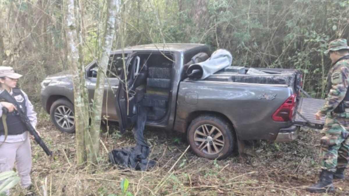 Casi una tonelada de marihuana fue secuestrada en Misiones tras persecución